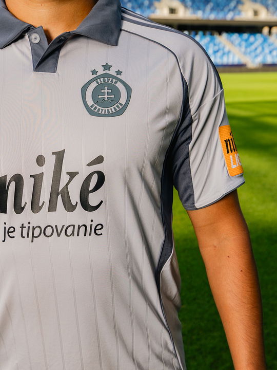 Originálny hosťujúci dres ŠK Slovan Bratislava 2025/26